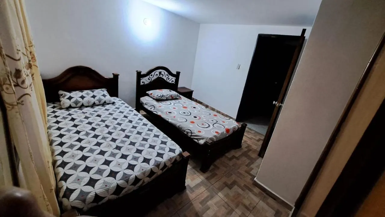 شقة ميديلين  في Casa Familiar منزل للإقامة